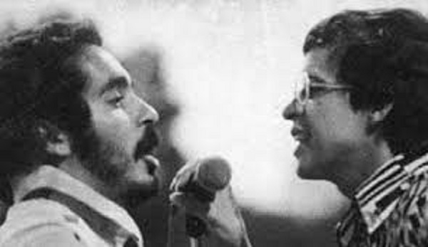Hector Lavoe and Willie Colón singing