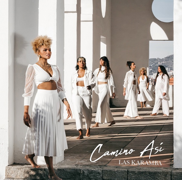 Las Karamba is a musical group formed by six women from Venezuela, Cuba, Catalonia, Panama and Argentina. A multicultural mix that creates a new, special and powerful musical color.