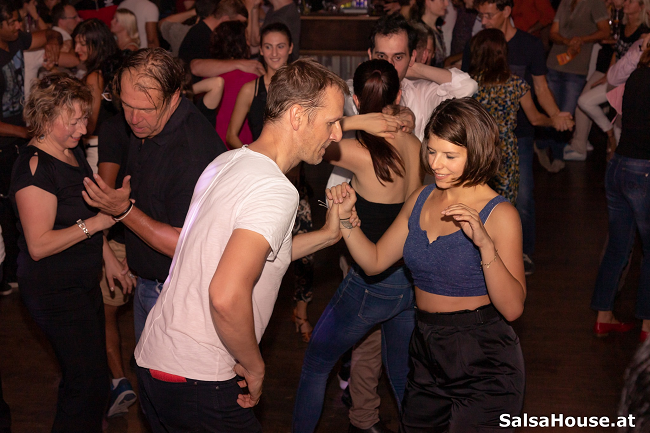 Senior couple dancing Salsa at Salsahouse in Vienna