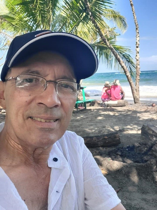 Tito on the beach